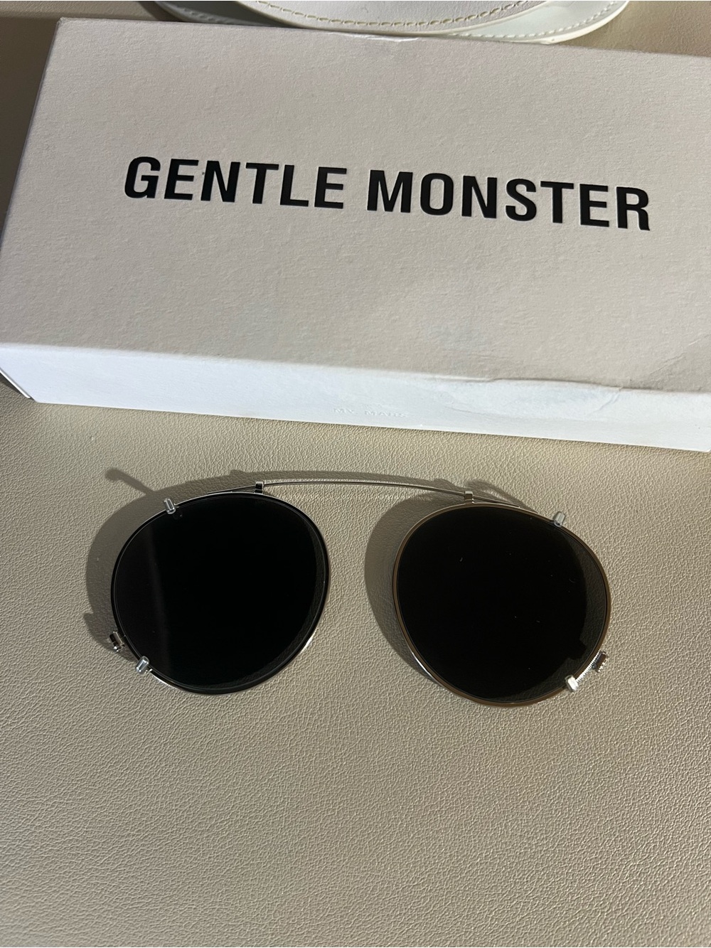 GENTLE MONSTER Clip-On Sunglass Lenses — Black with Silver Clips